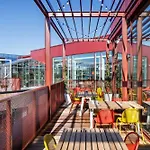 Zoku Hotel apartamentowy 4*