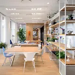 Hotel apartamentowy Zoku 4*