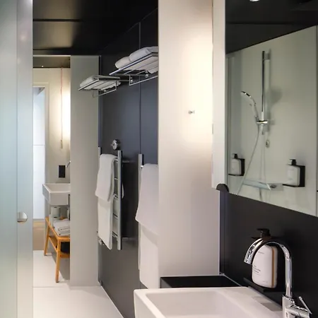 Zoku 4*