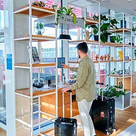Zoku 4* كوبنهاجن